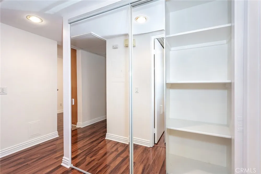 7101 Farralone Avenue #141 Canoga Park, CA 91303