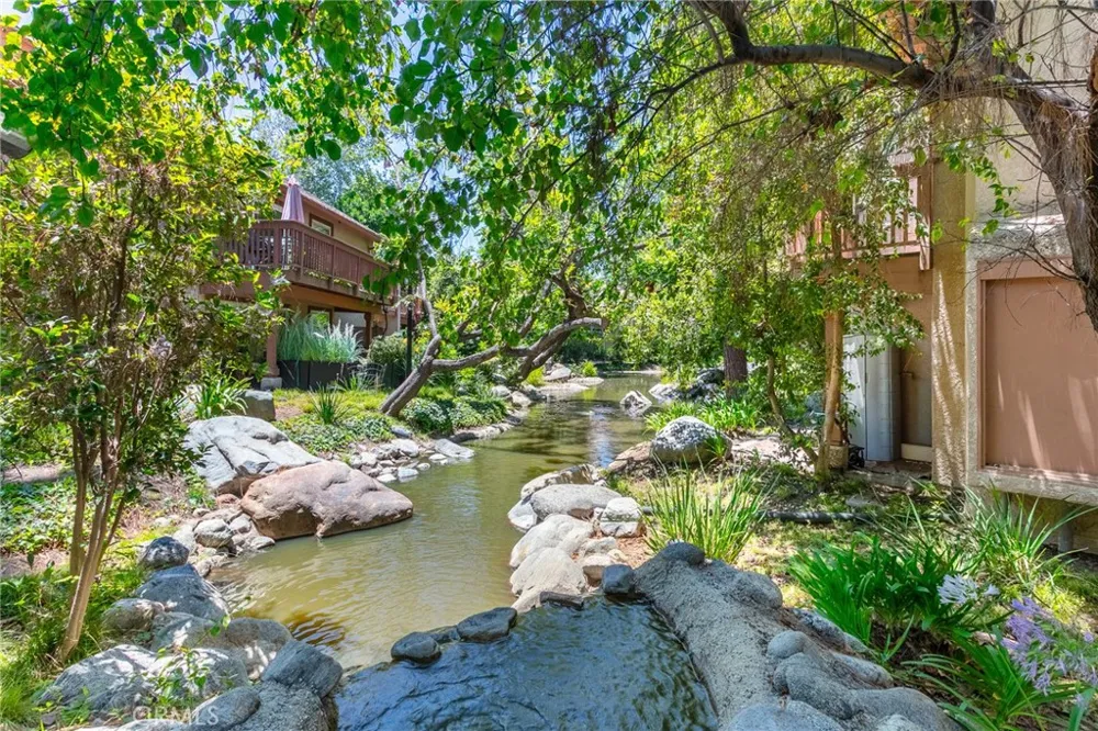 7101 Farralone Avenue #141 Canoga Park, CA 91303