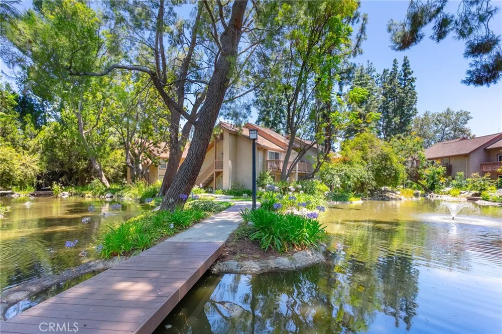 7101 Farralone Avenue #141 Canoga Park, CA 91303