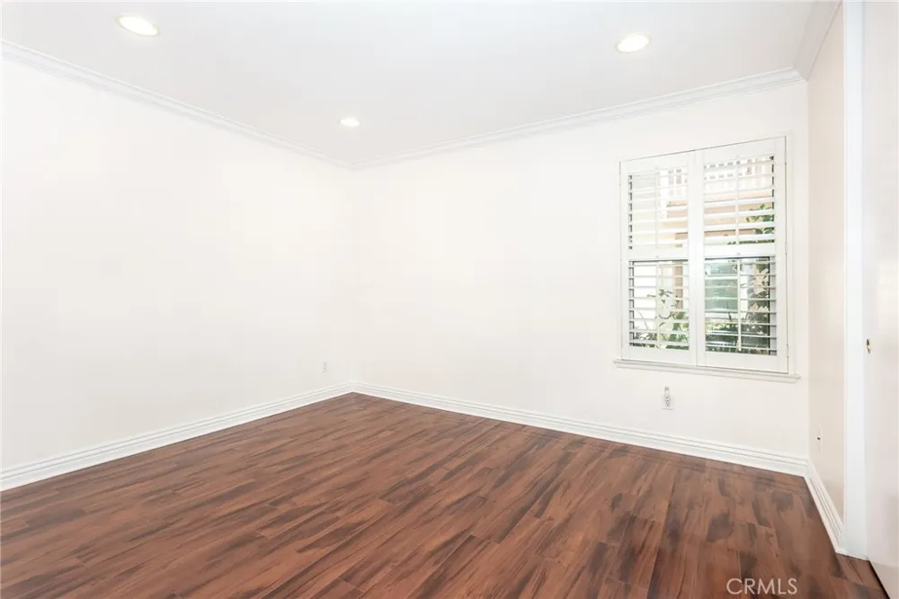 7101 Farralone Avenue #141 Canoga Park, CA 91303