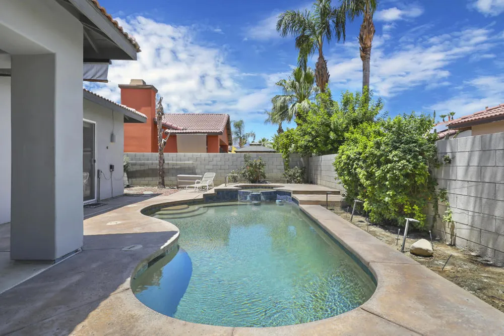 74616 Waterlily Circle Palm Desert, CA 92260