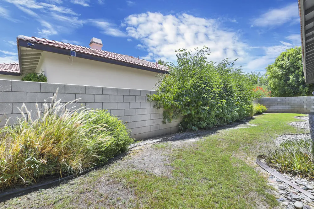 74616 Waterlily Circle Palm Desert, CA 92260