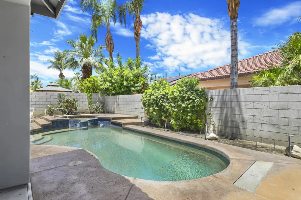 74616 Waterlily Circle Palm Desert, CA 92260