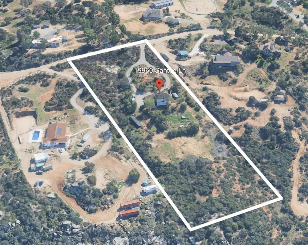 19960 Santee Ln Valley Center, CA 92082