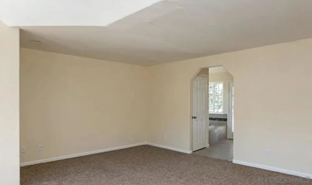 19960 Santee Ln Valley Center, CA 92082