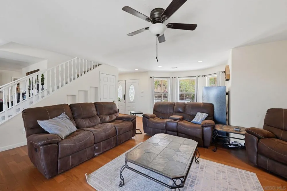 19960 Santee Ln Valley Center, CA 92082