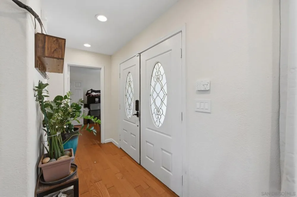 19960 Santee Ln Valley Center, CA 92082