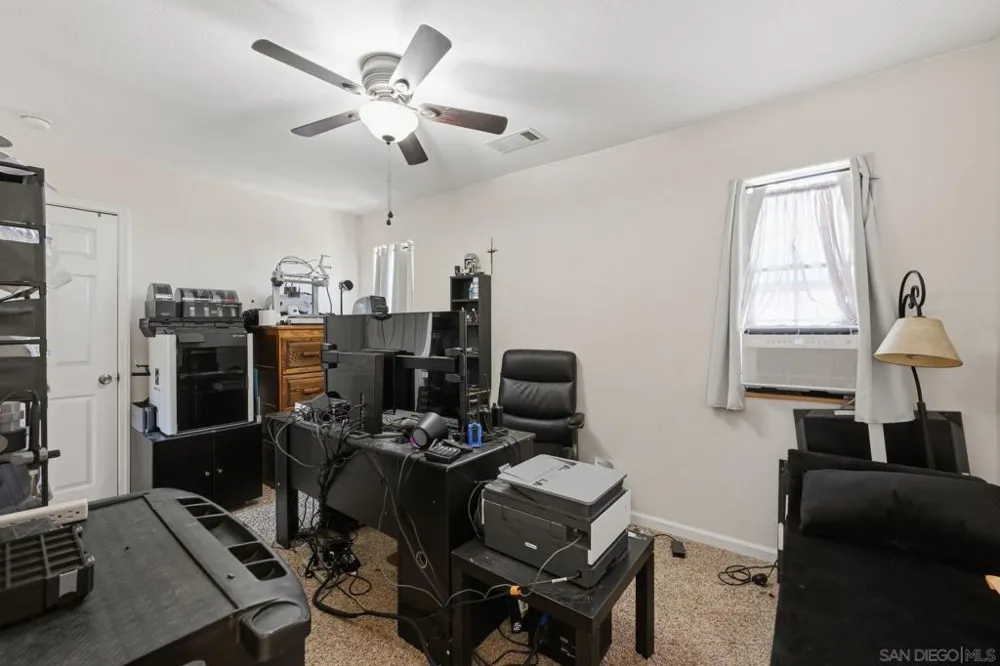 19960 Santee Ln Valley Center, CA 92082