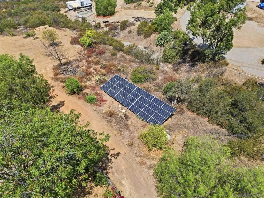 19960 Santee Ln Valley Center, CA 92082