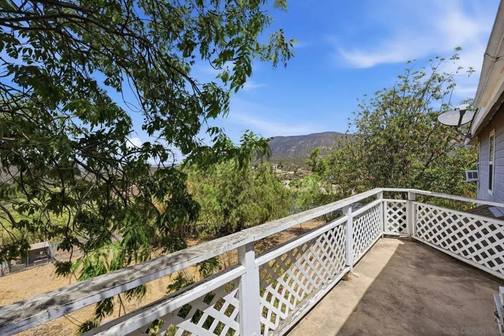 19960 Santee Ln Valley Center, CA 92082