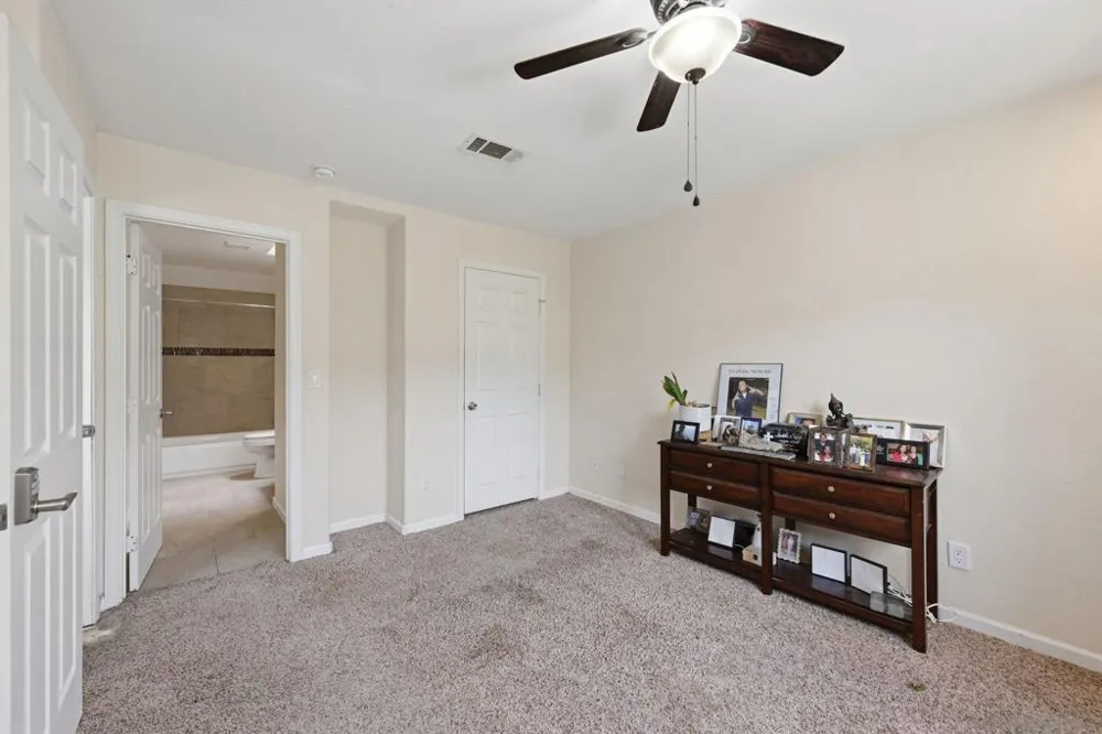 19960 Santee Ln Valley Center, CA 92082