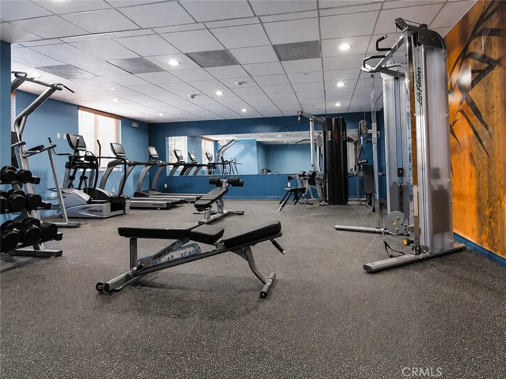11925 Kling Street #2RIV Valley Village, CA 91607