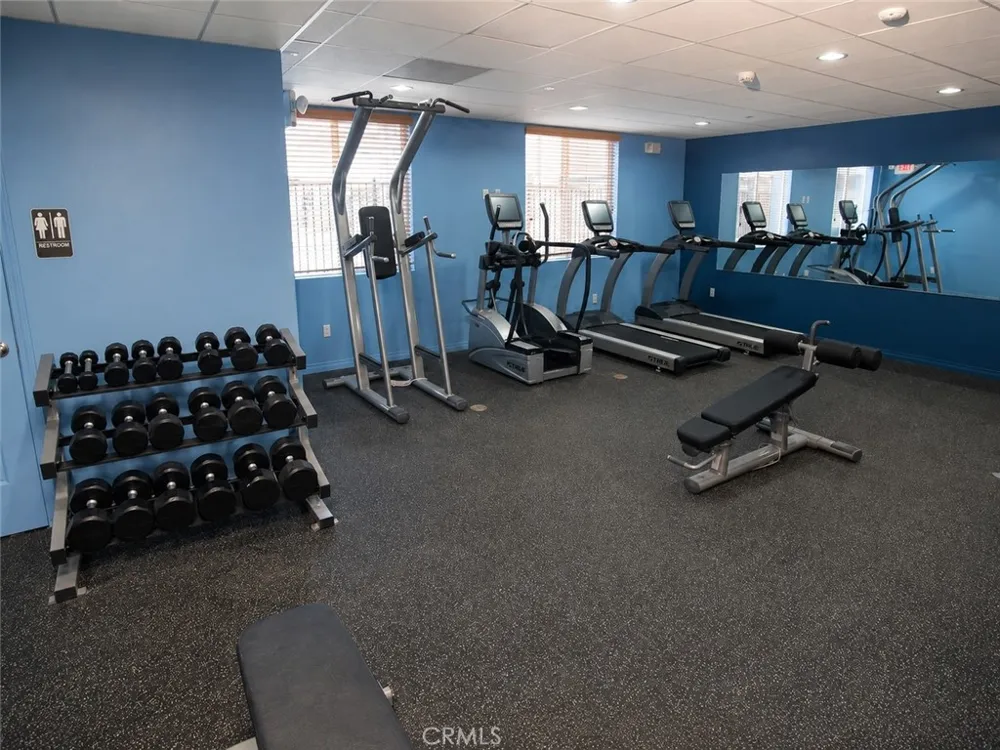 11925 Kling Street #2RIV Valley Village, CA 91607
