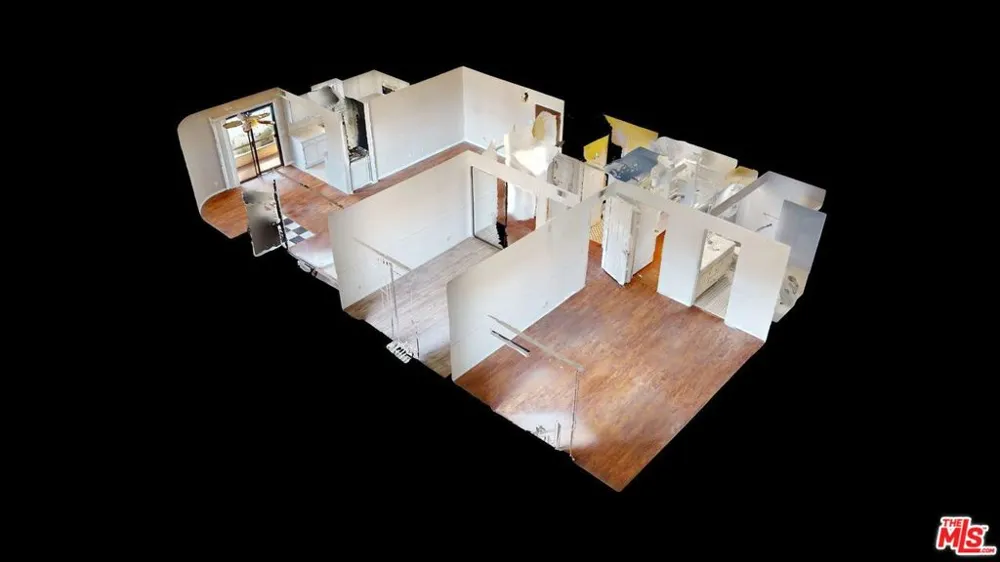 8710 Independence Avenue #301 Canoga Park, CA 91304
