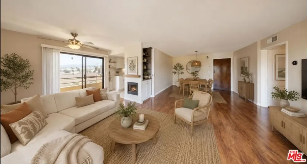 8710 Independence Avenue #301 Canoga Park, CA 91304