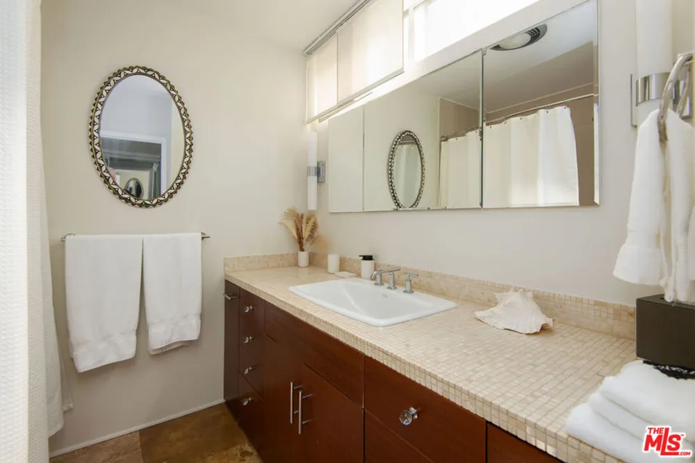 18063 Coastline Drive #3 Malibu, CA 90265
