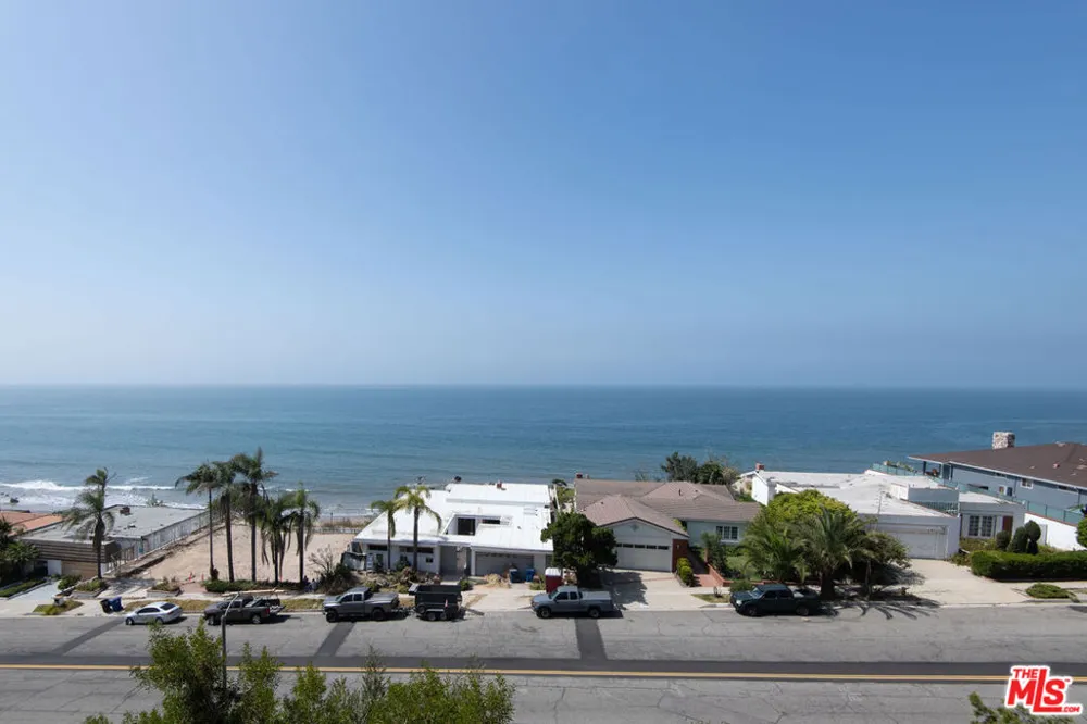 18063 Coastline Drive #3 Malibu, CA 90265