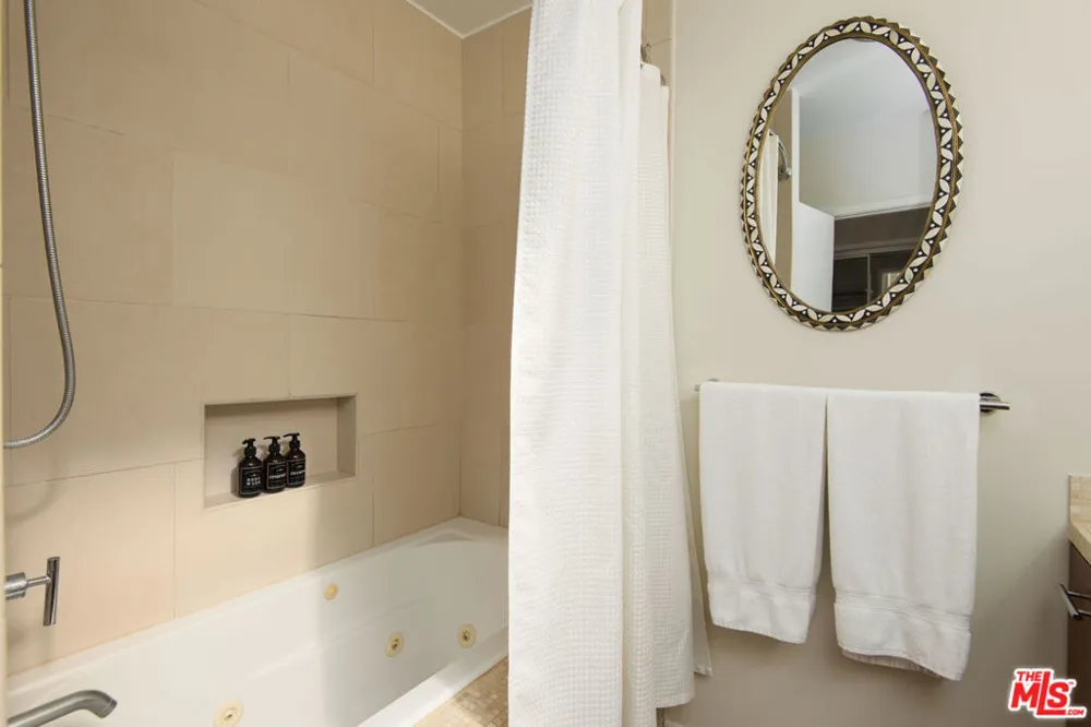 18063 Coastline Drive #3 Malibu, CA 90265