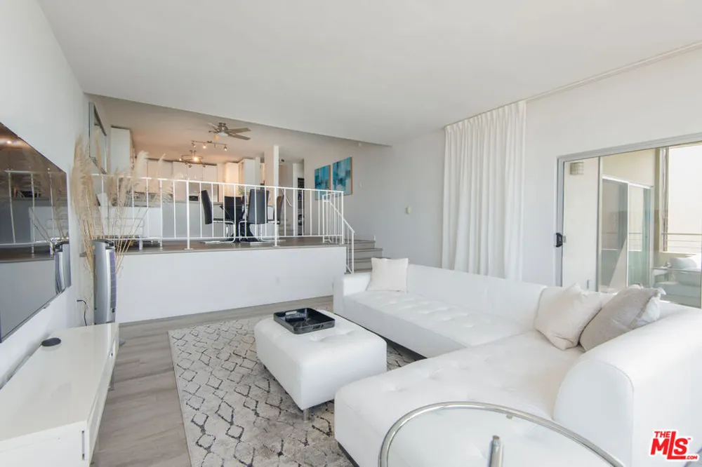 18063 Coastline Drive #3 Malibu, CA 90265