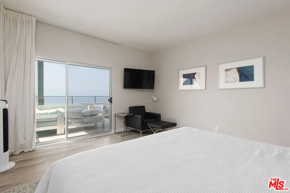 18063 Coastline Drive #3 Malibu, CA 90265