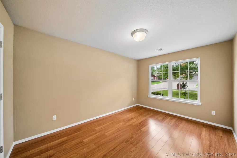 5309 Richmond Drive Bartlesville, OK 74006