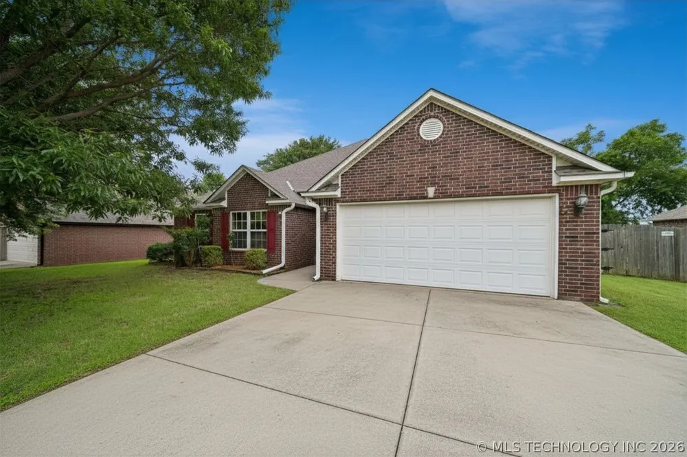 5309 Richmond Drive Bartlesville, OK 74006