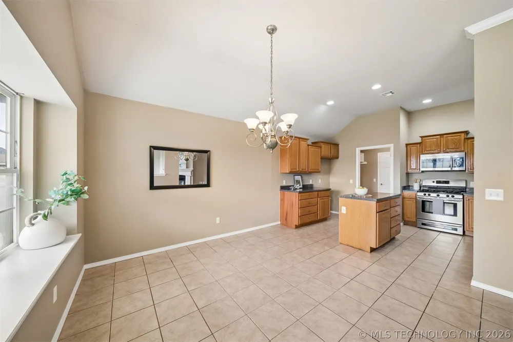5309 Richmond Drive Bartlesville, OK 74006