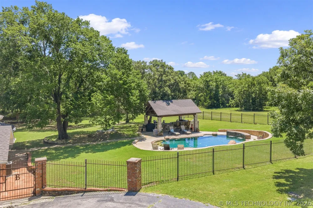7023 Myall Road Lone Grove, OK 73443