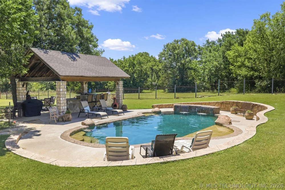 7023 Myall Road Lone Grove, OK 73443