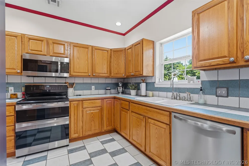 7023 Myall Road Lone Grove, OK 73443