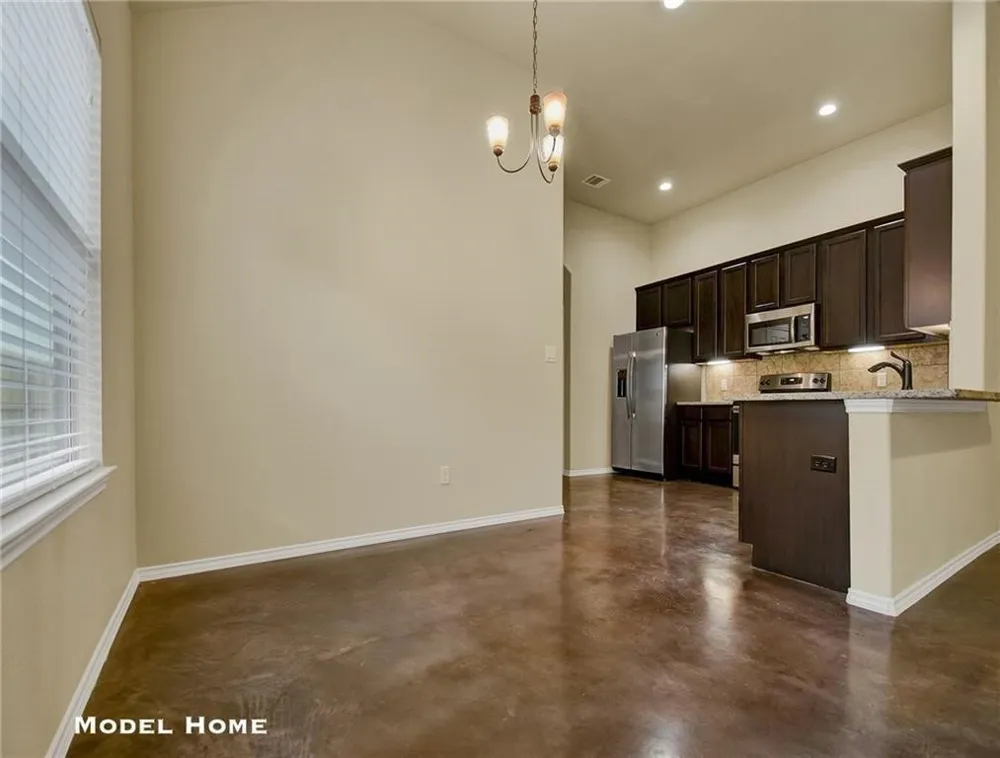 265 Joanne Loop #B Buda, TX 78610
