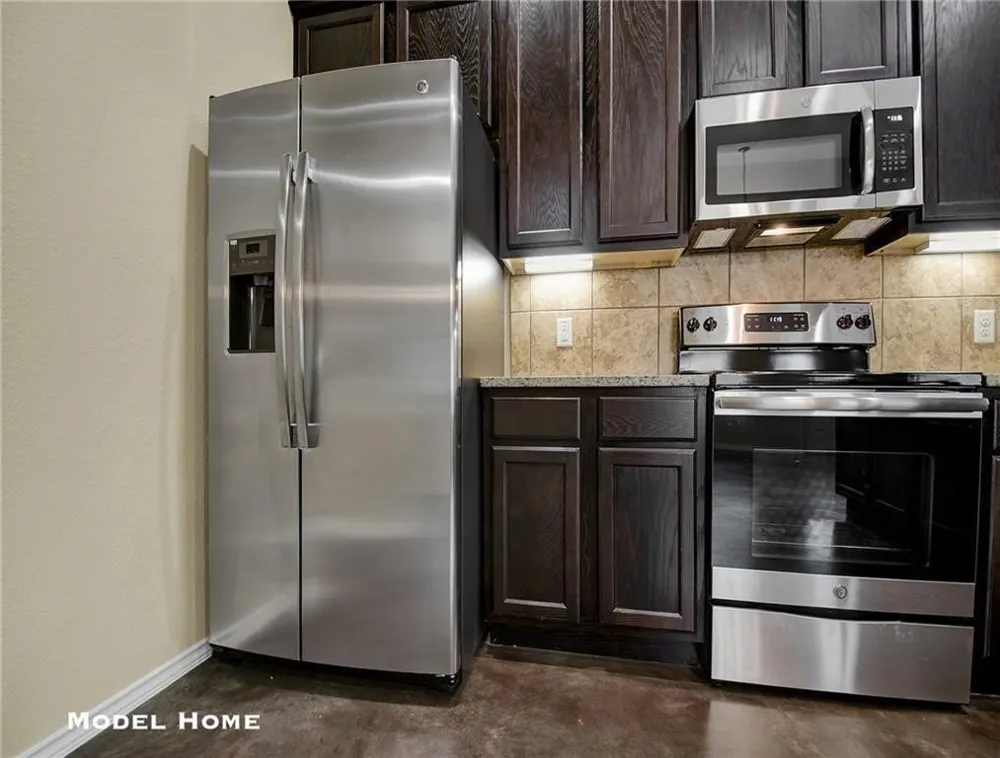 265 Joanne Loop #B Buda, TX 78610