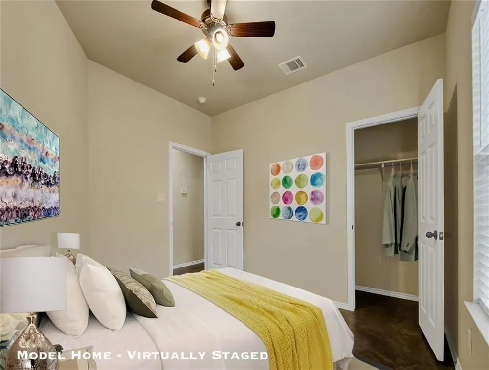 265 Joanne Loop #B Buda, TX 78610