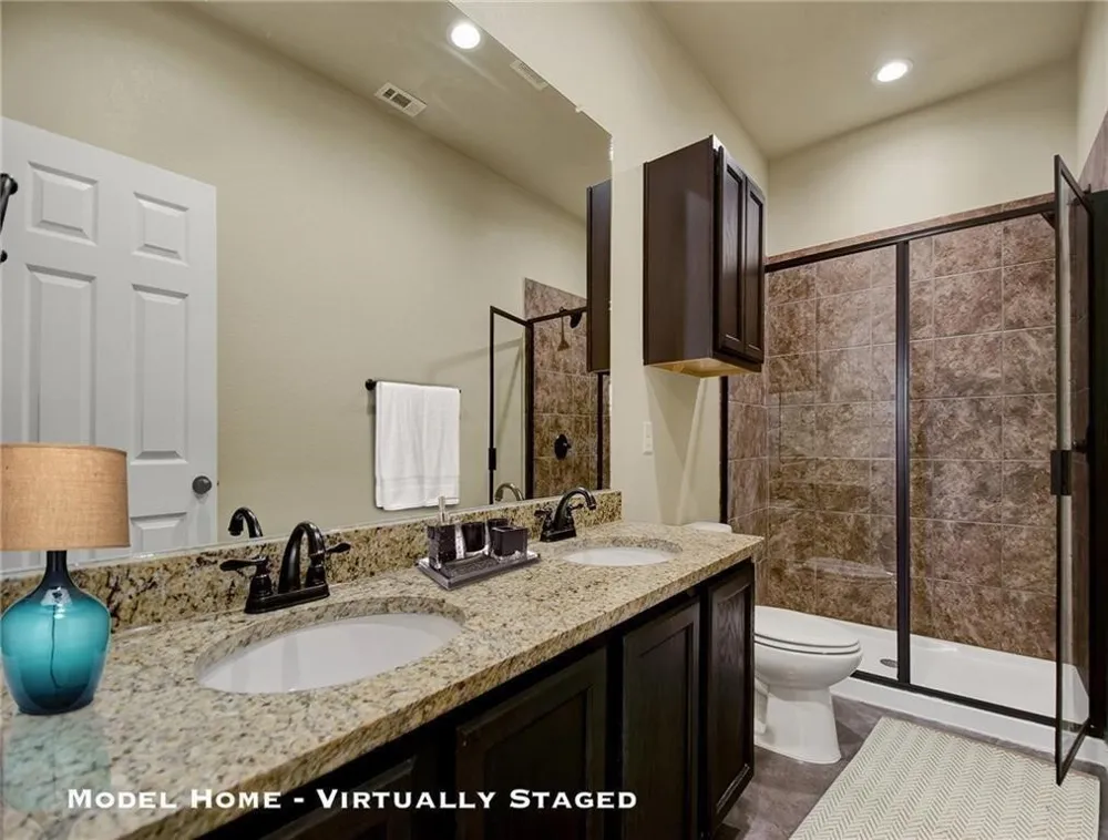 265 Joanne Loop #B Buda, TX 78610