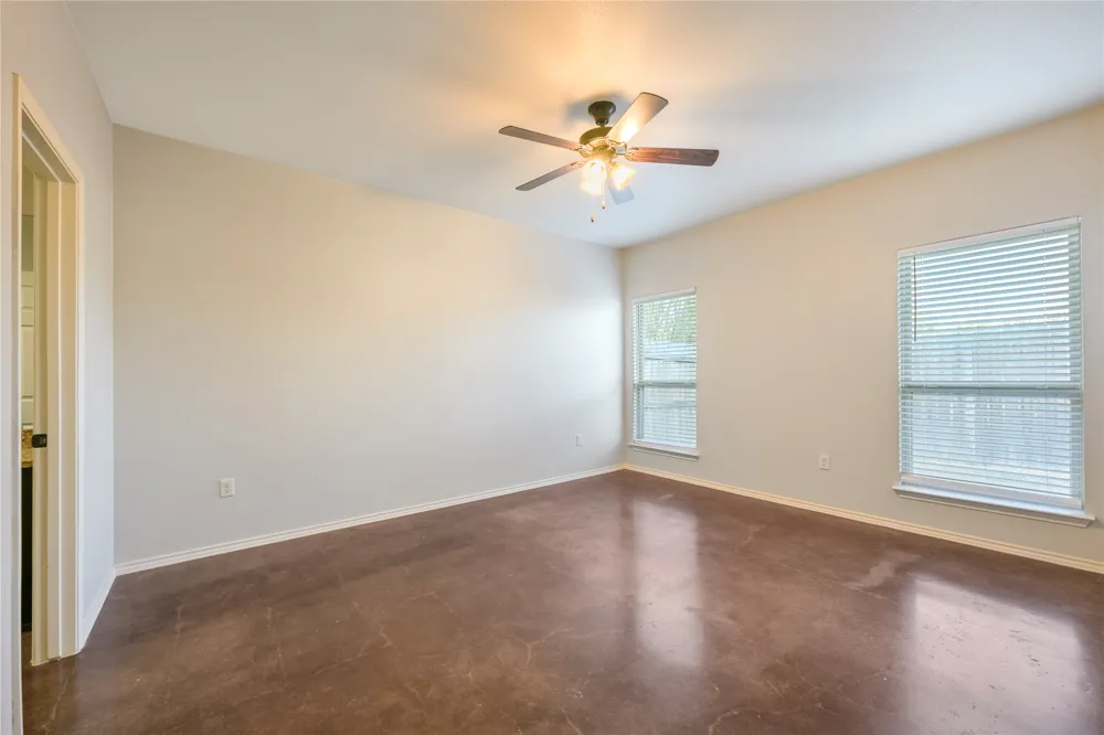 265 Joanne Loop #B Buda, TX 78610