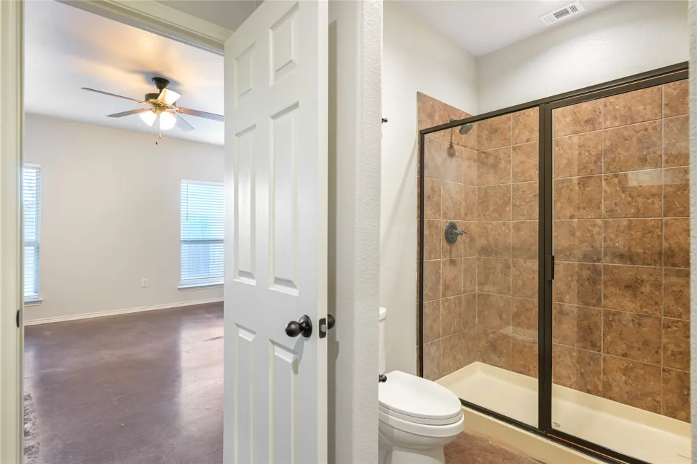 265 Joanne Loop #B Buda, TX 78610