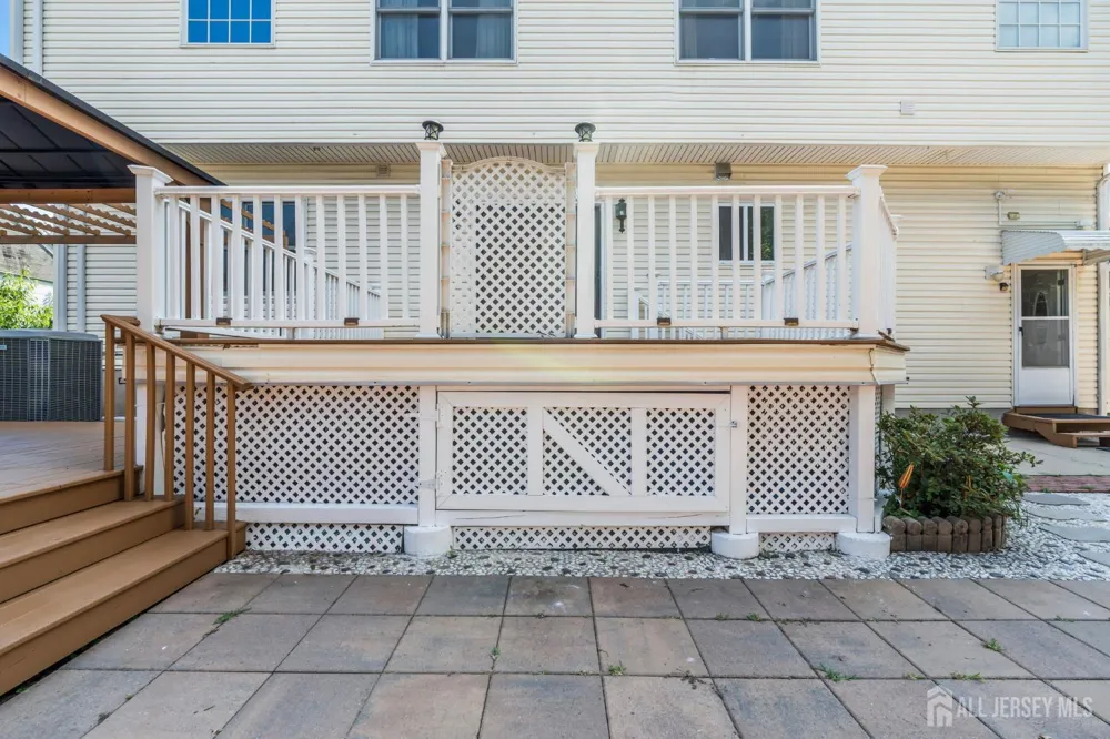 15 Rolfe Avenue Highland Park, NJ 08904