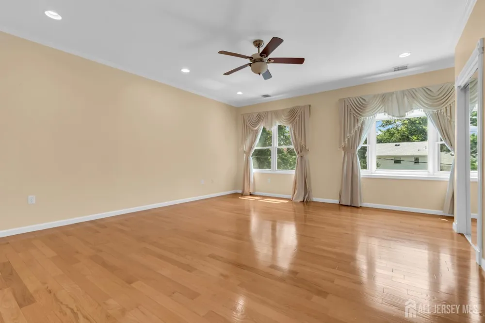 15 Rolfe Avenue Highland Park, NJ 08904