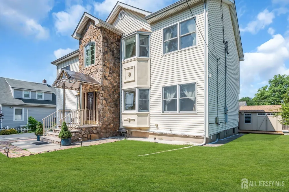 15 Rolfe Avenue Highland Park, NJ 08904