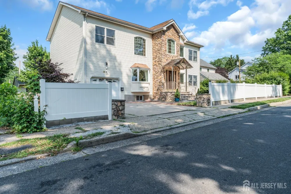 15 Rolfe Avenue Highland Park, NJ 08904