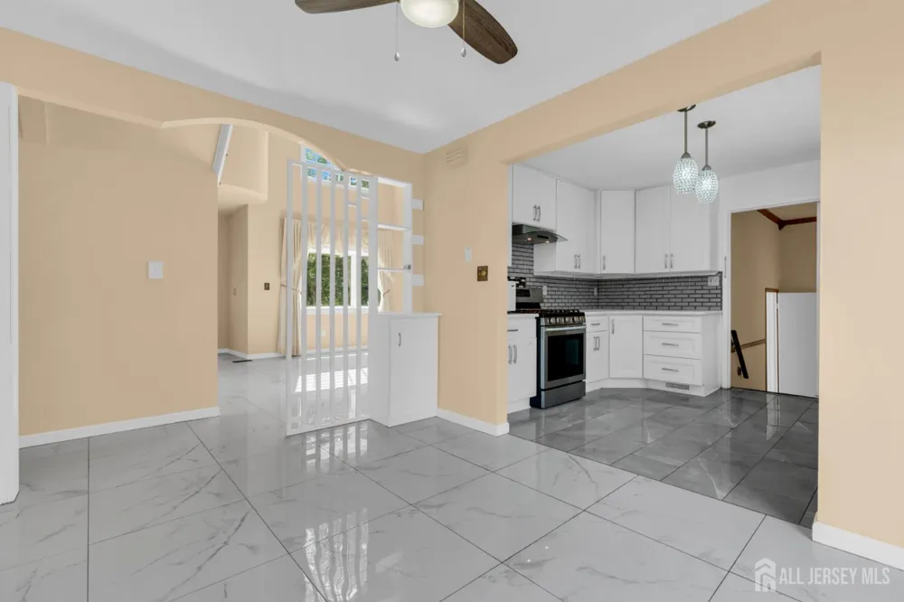 15 Rolfe Avenue Highland Park, NJ 08904