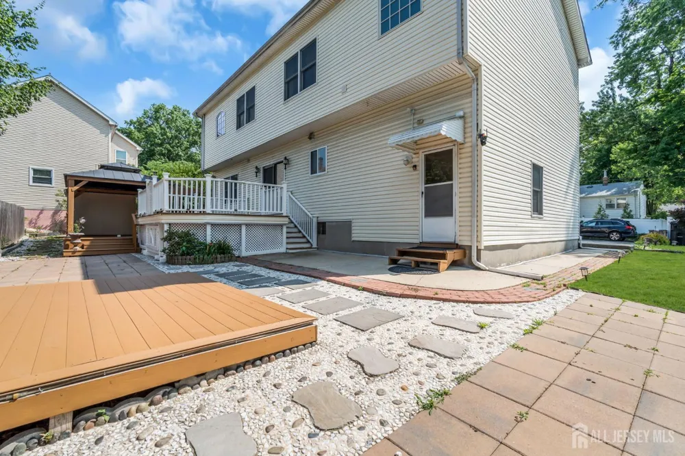 15 Rolfe Avenue Highland Park, NJ 08904