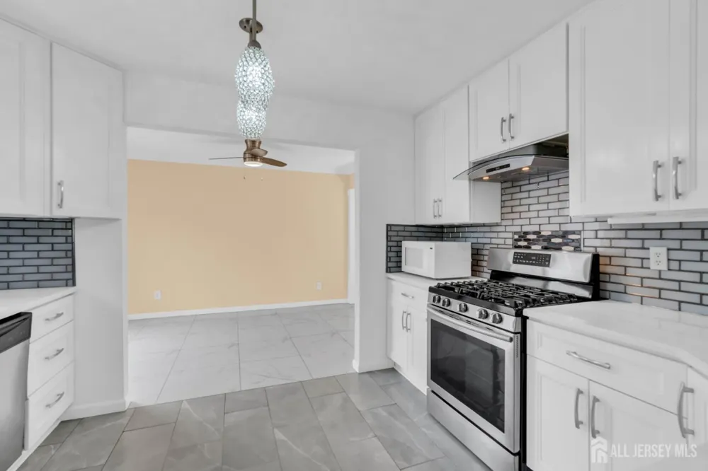 15 Rolfe Avenue Highland Park, NJ 08904