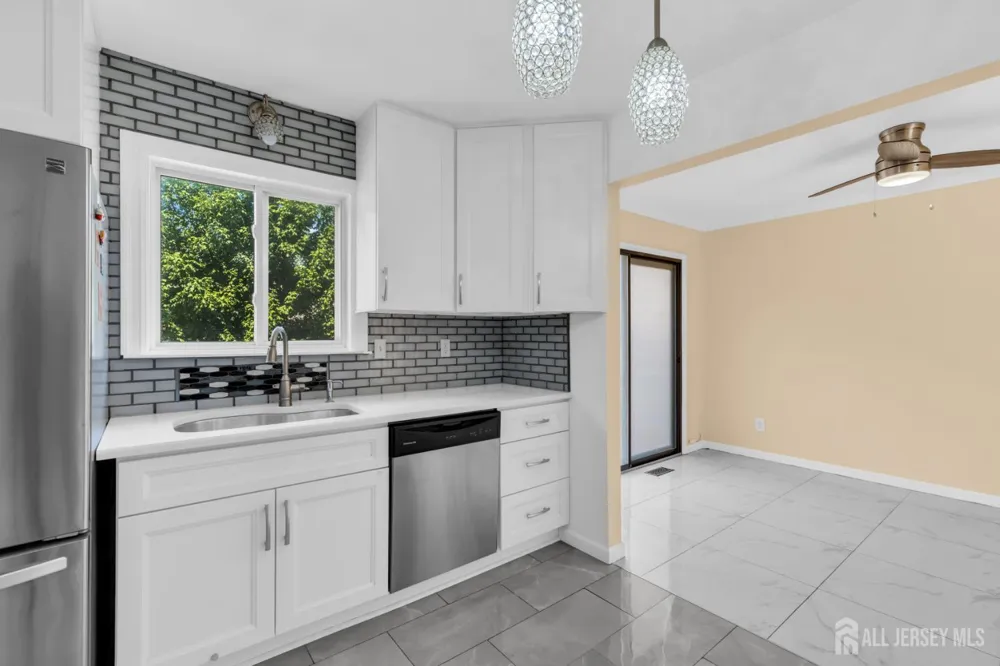 15 Rolfe Avenue Highland Park, NJ 08904