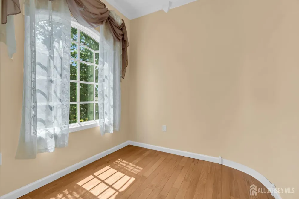 15 Rolfe Avenue Highland Park, NJ 08904