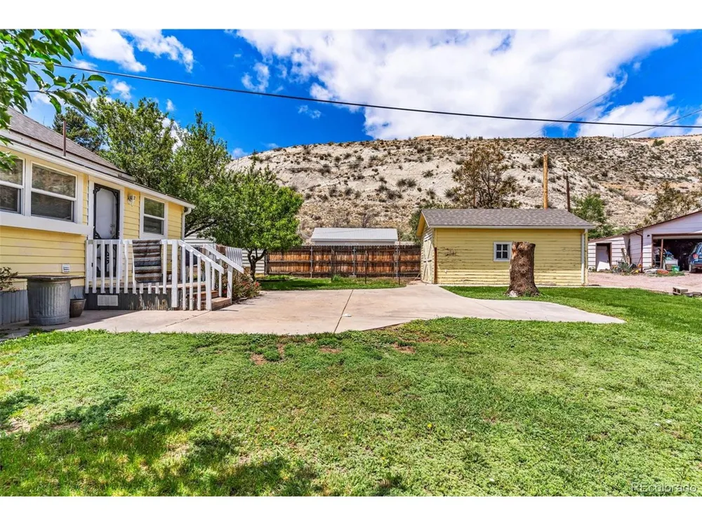425 Pine Avenue Canon City, CO 81212