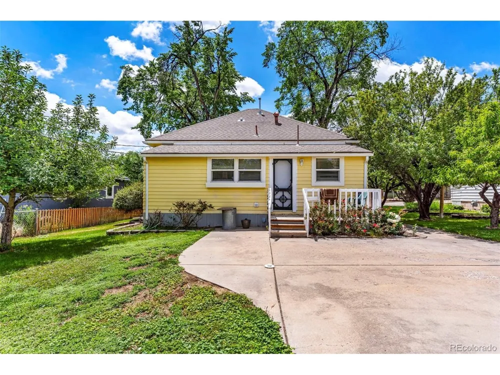 425 Pine Avenue Canon City, CO 81212