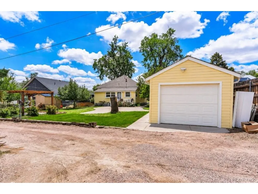 425 Pine Avenue Canon City, CO 81212