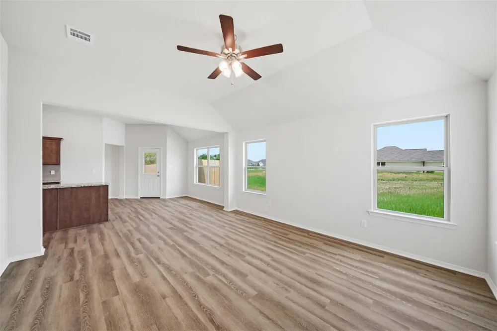 2787 Buccaneer Trail Bryan, TX 77803
