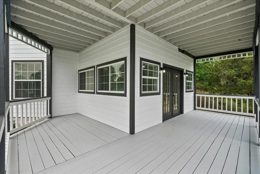 401 Paradise Drive Coldspring, TX 77331